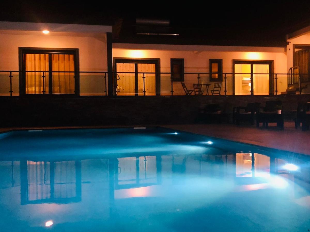 Quinta Do Portal Guest House Bespeira Kültér fotó