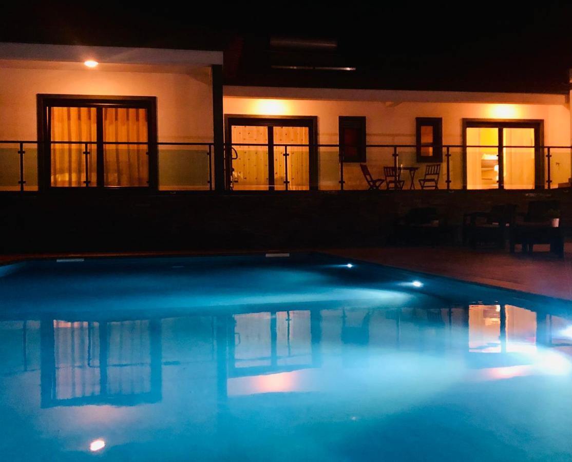 Quinta Do Portal Guest House Bespeira Kültér fotó