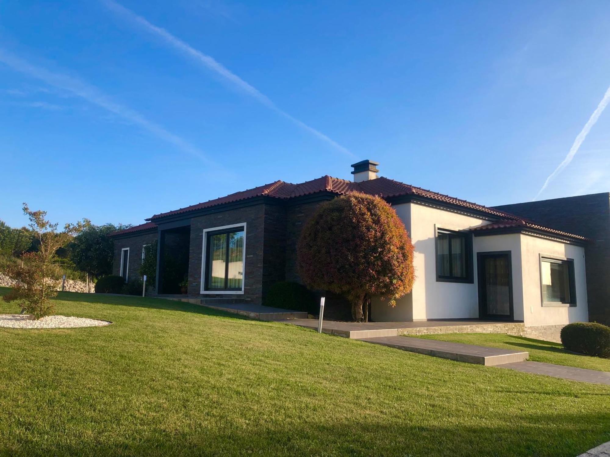 Quinta Do Portal Guest House Bespeira Kültér fotó